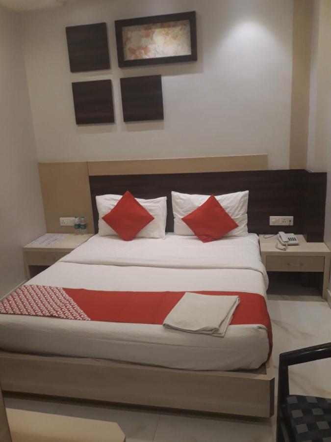Hotel Megha Inn Лакхнау Экстерьер фото